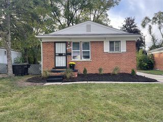 16599 Lenore Avenue, Detroit, MI 48219