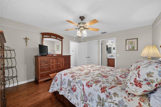 2240 LOWRY ROAD, The Villages, FL 32162