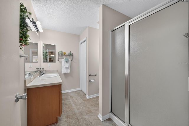 2240 LOWRY ROAD, The Villages, FL 32162