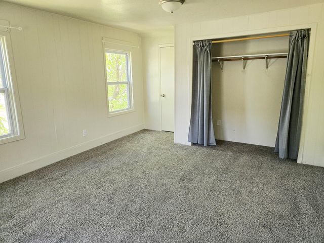 812 2nd Avenue NE, Austin, MN 55912