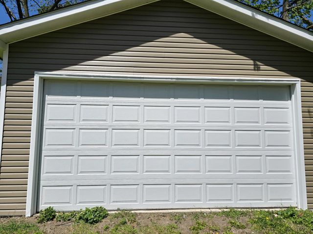 812 2nd Avenue NE, Austin, MN 55912