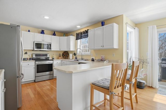 12 Lake View Drive, Ashburnham, MA 01430