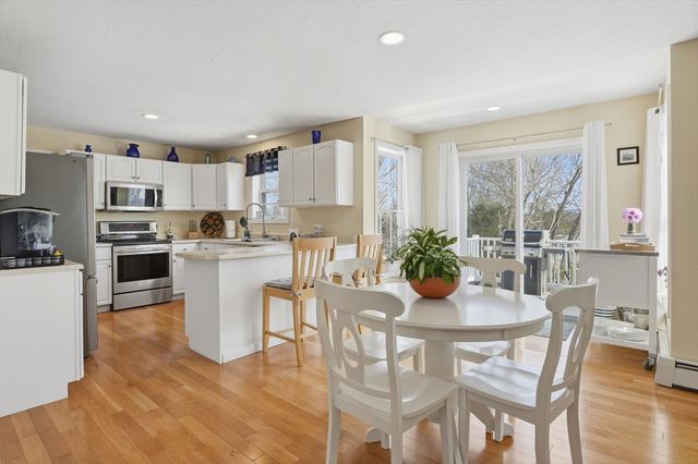 12 Lake View Drive, Ashburnham, MA 01430