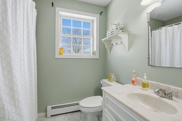 12 Lake View Drive, Ashburnham, MA 01430