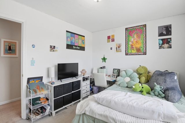 12 Lake View Drive, Ashburnham, MA 01430