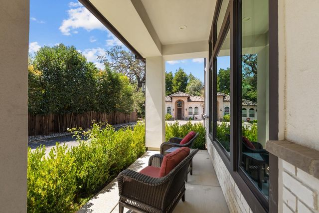 4332 Poseidon Ln, Sacramento, CA 95841