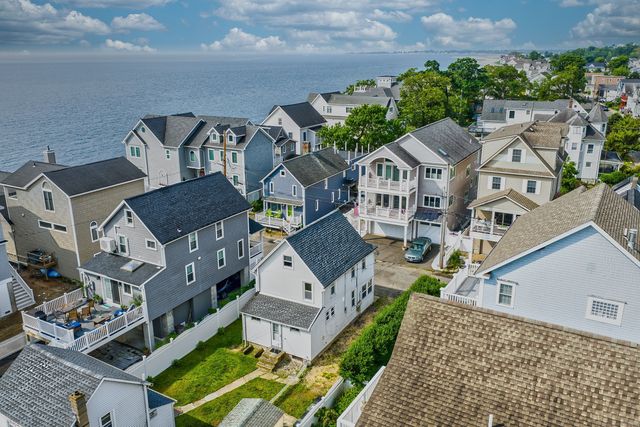 8 Waterbury Avenue, Milford, CT 06460