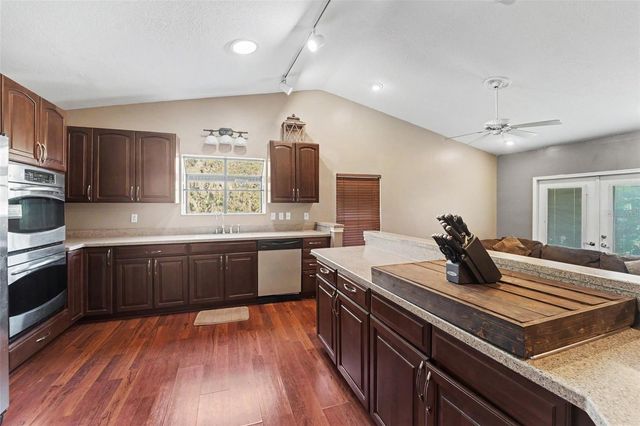 5422 FOLEY SQUARE, New Port Richey, FL 34652