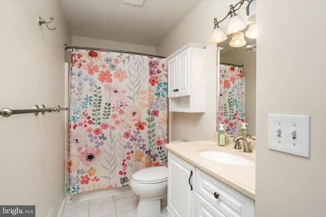 29 ANITA DR, Jackson, NJ 08527