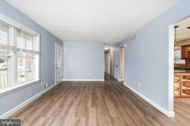 29 ANITA DR, Jackson, NJ 08527