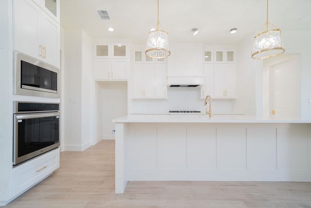 320 Saddle Brook Drive, Hallsville, TX 75650