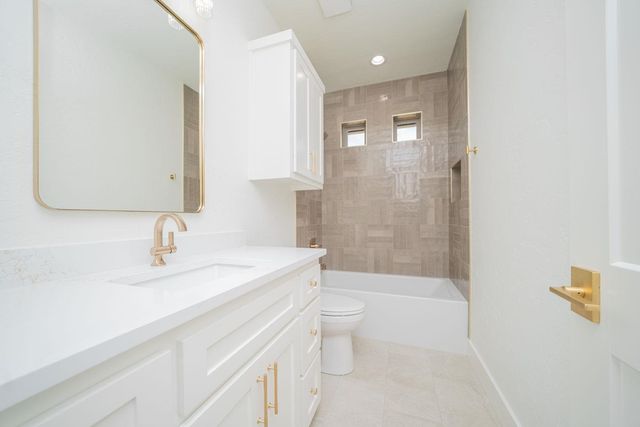 320 Saddle Brook Drive, Hallsville, TX 75650