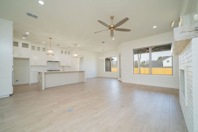 320 Saddle Brook Drive, Hallsville, TX 75650