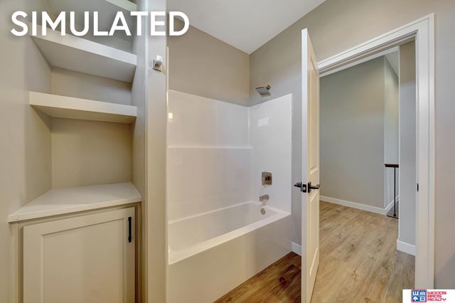 10515 Majestic Lane, Lincoln, NE 68527