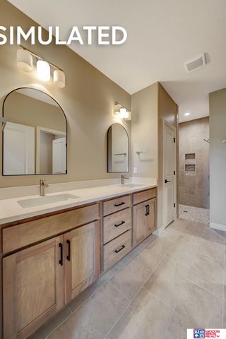 10515 Majestic Lane, Lincoln, NE 68527