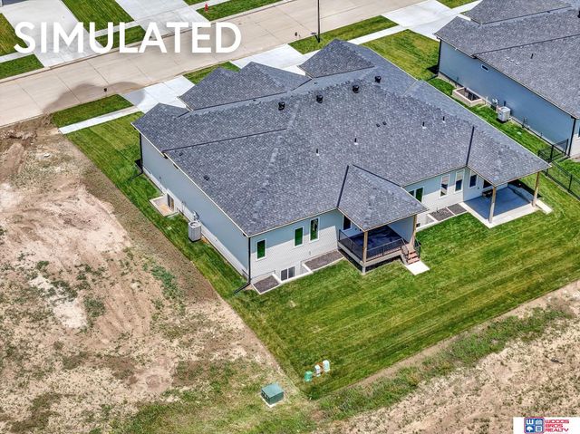 10515 Majestic Lane, Lincoln, NE 68527