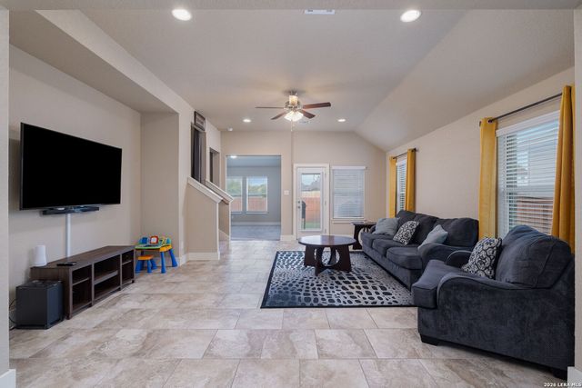 8331 Percheron Pass, San Antonio, TX 78254