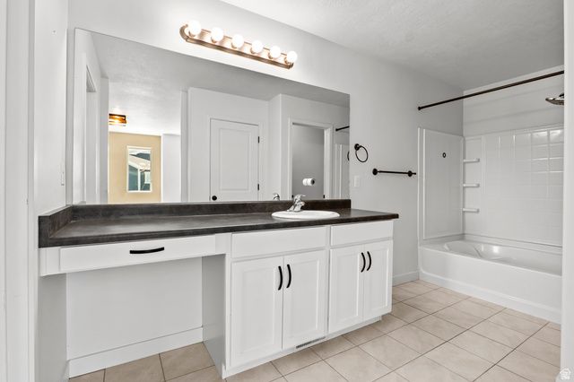 1242 W SADDLEBRED WAY, Bluffdale, UT 84065