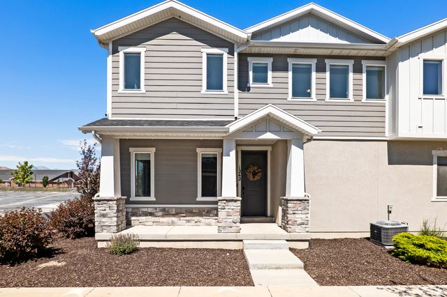 1242 W SADDLEBRED WAY, Bluffdale, UT 84065