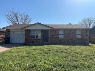 522 Lindenwood Drive, Bartlesville, OK 74003