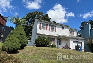 59 E New Street, Sewaren, NJ 07077