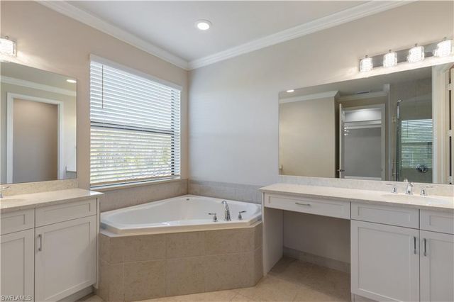 10026 Windy Pointe CT, Fort Myers, FL 33913