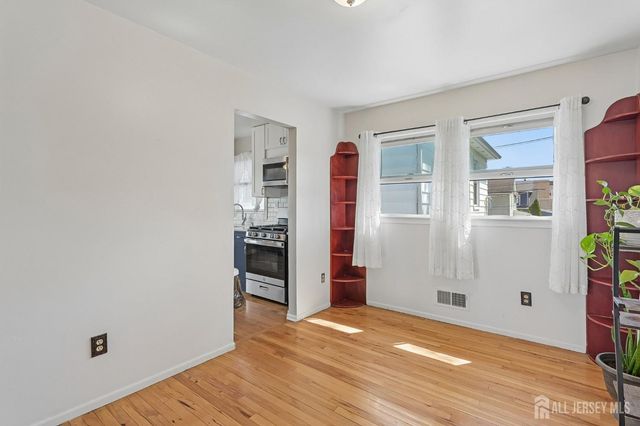 48 Charles Street, South River, NJ 08882