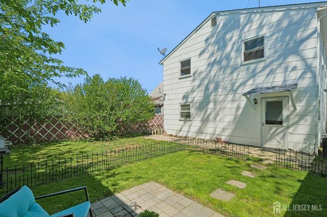 48 Charles Street, South River, NJ 08882
