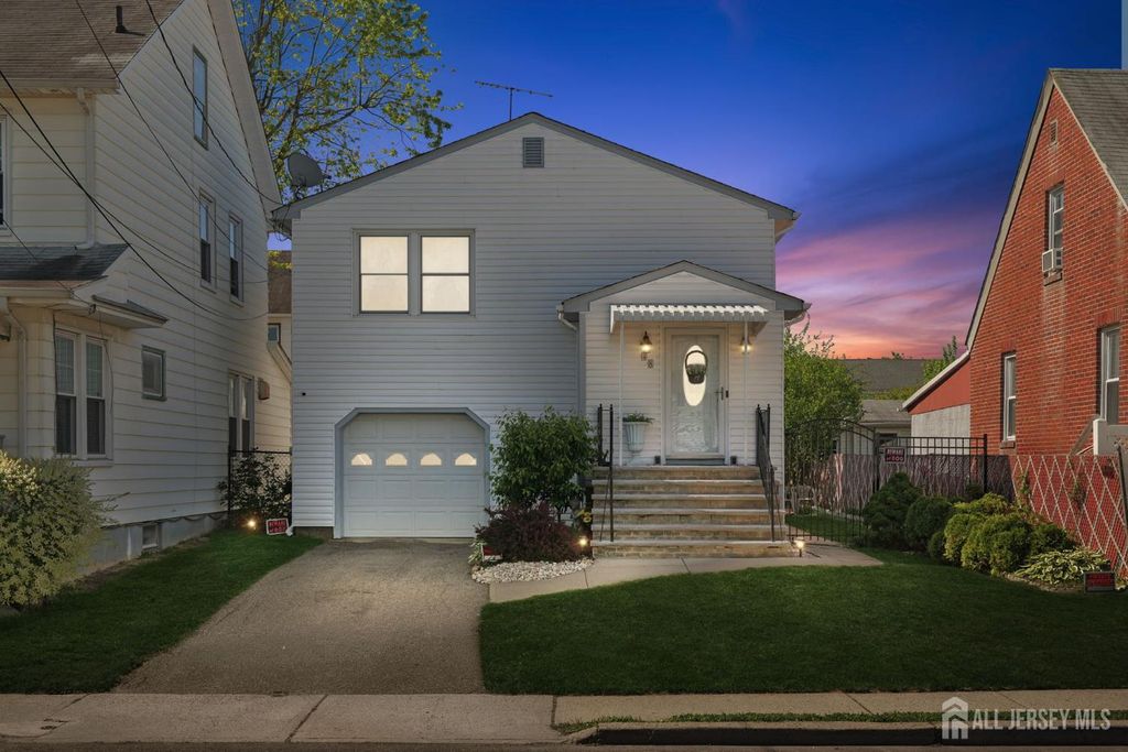 48 Charles Street, South River, NJ 08882