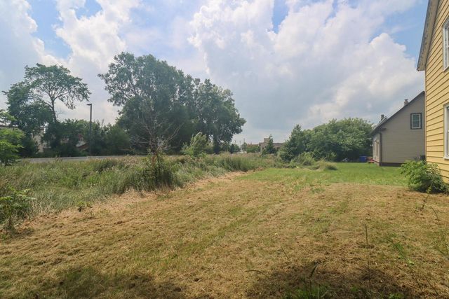 1913 55th STREET, Kenosha, WI 53140