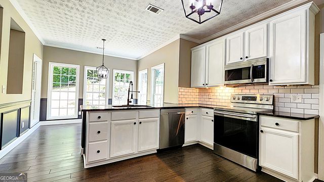 1544 Sky Valley Court, Dacula, GA 30019