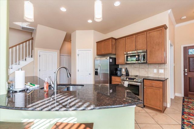 1943 Glencove DR, Kingsland, TX 78639