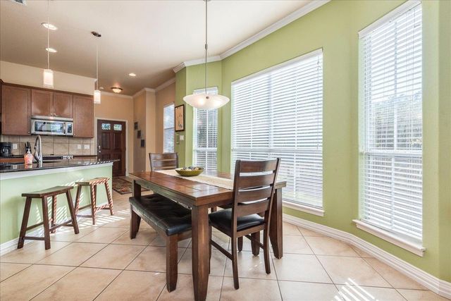 1943 Glencove DR, Kingsland, TX 78639