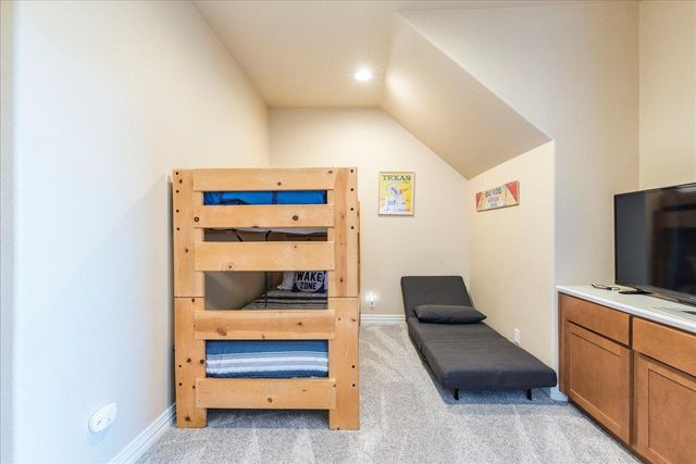 1943 Glencove DR, Kingsland, TX 78639