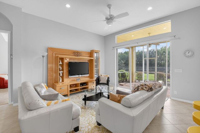 8208 Parini Way, Lake Worth, FL 33467