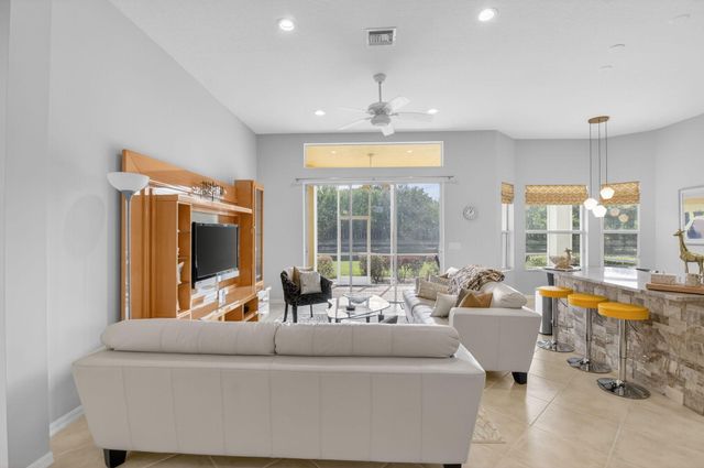 8208 Parini Way, Lake Worth, FL 33467