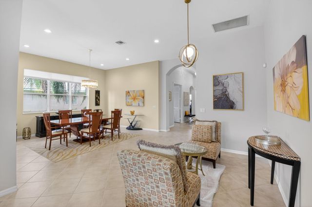 8208 Parini Way, Lake Worth, FL 33467