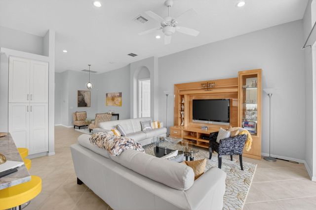 8208 Parini Way, Lake Worth, FL 33467