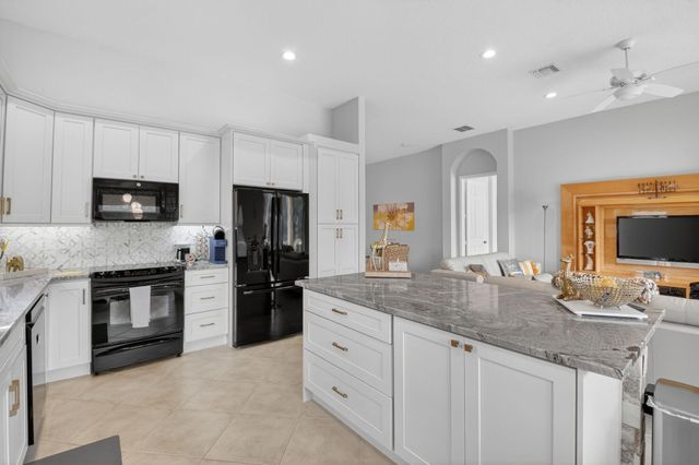 8208 Parini Way, Lake Worth, FL 33467