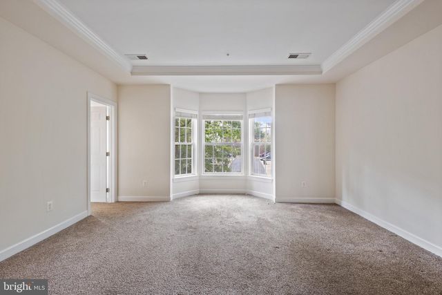 2576 EASTBOURNE DR, Woodbridge, VA 22191