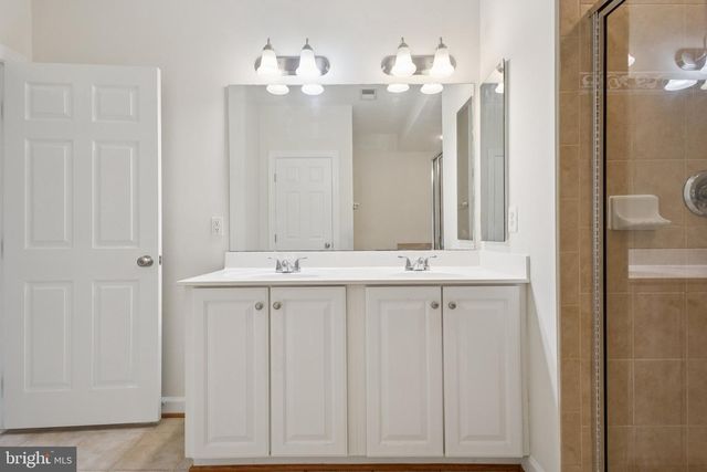 2576 EASTBOURNE DR, Woodbridge, VA 22191