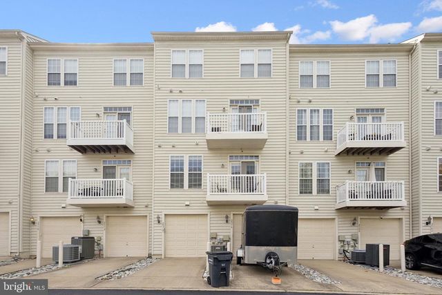 2576 EASTBOURNE DR, Woodbridge, VA 22191