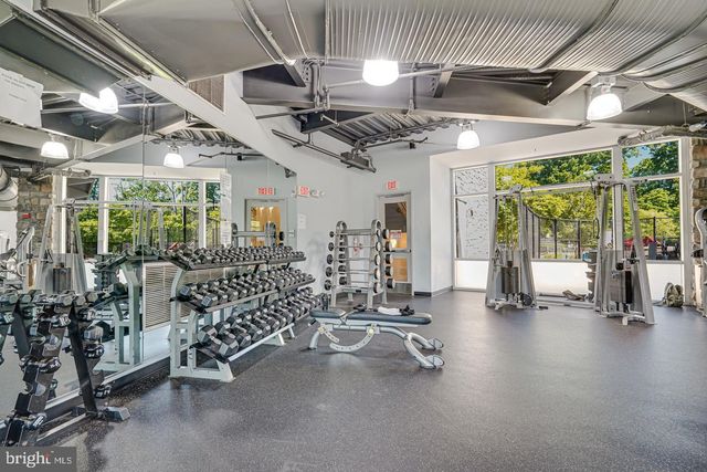 2576 EASTBOURNE DR, Woodbridge, VA 22191