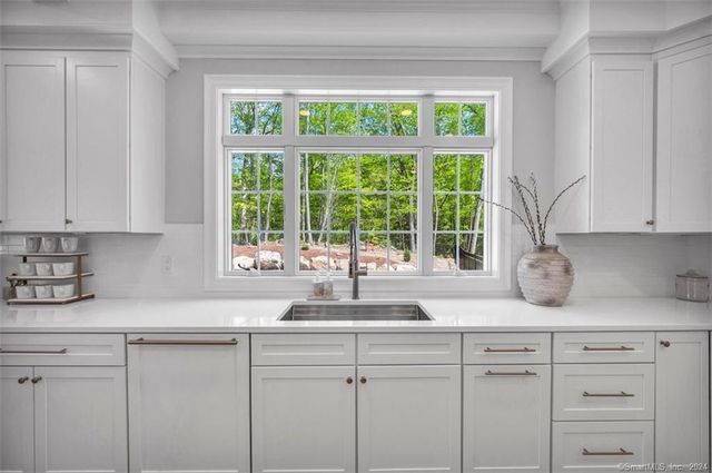 38 Opening Hill Road, Madison, CT 06443