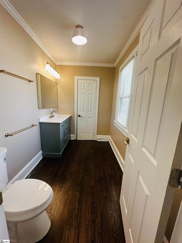 414 E Fairview Avenue, Greer, SC 29651