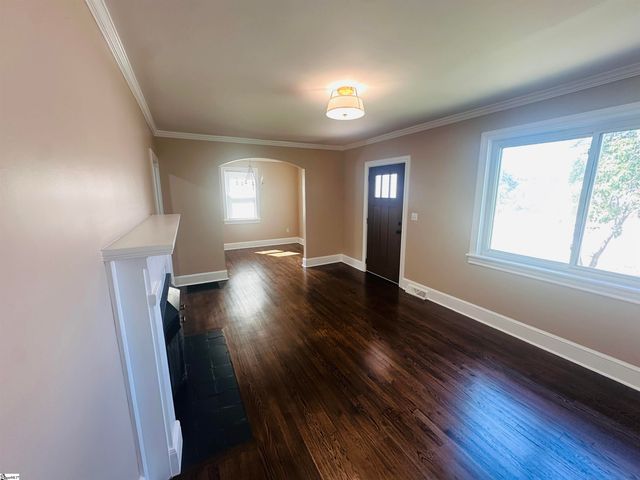 414 E Fairview Avenue, Greer, SC 29651