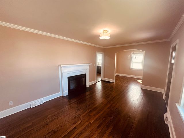 414 E Fairview Avenue, Greer, SC 29651