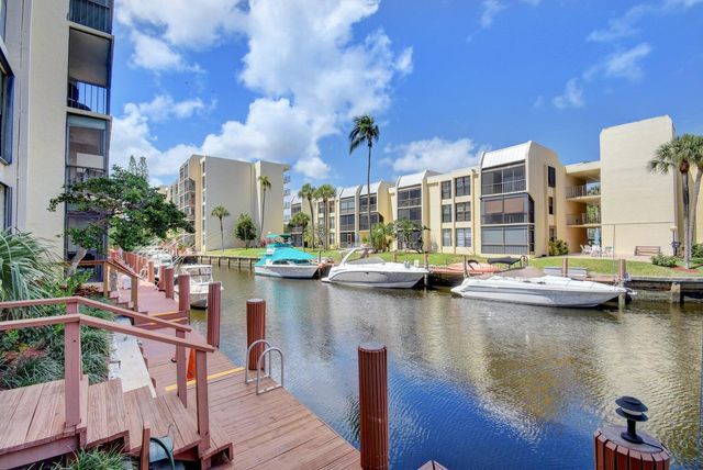 11 ROYAL PALM Way 1040, Boca Raton, FL 33432