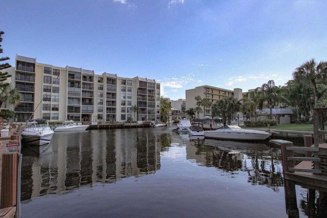 11 ROYAL PALM Way 1040, Boca Raton, FL 33432