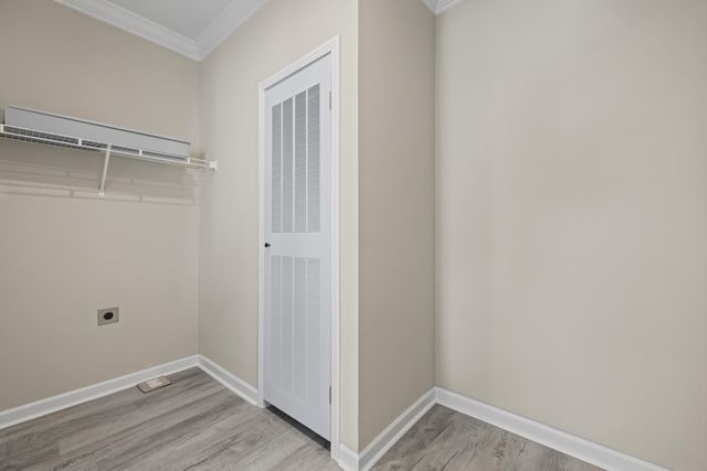 200 Saunders Point RD, Huddleston, VA 24104